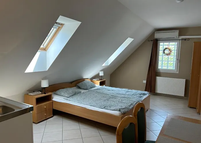 Lotus * שיופוק