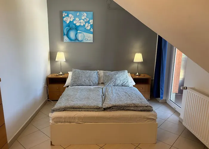 Lotus * שיופוק